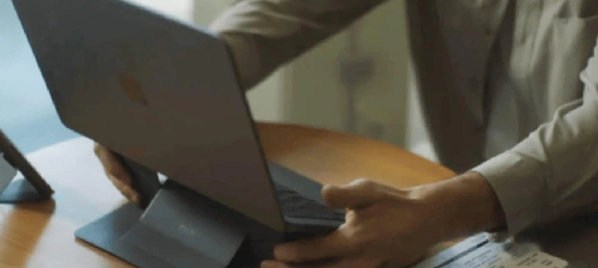 MOFT Graphene Cooling Laptop Stand product video